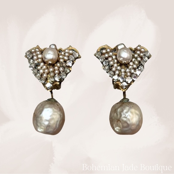 Miriam Haskell Jewelry - Miriam Haskell Signed Vintage Pearl Drop Clip On Earrings